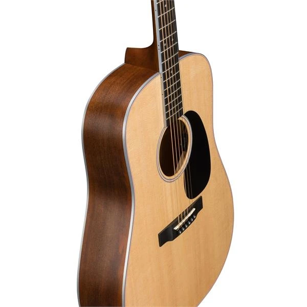 גיטרה אקוסטית מוגברת +ארגז MARTIN D16E