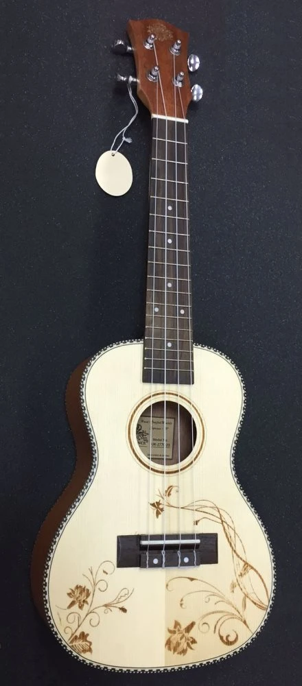 יוקללה סופרן ";21 עם עיטורי פרחים Romeo Excellence UK-2770-21