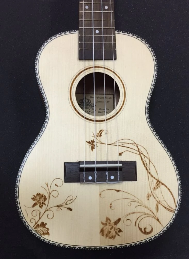 יוקללה סופרן ";21 עם עיטורי פרחים Romeo Excellence UK-2770-21
