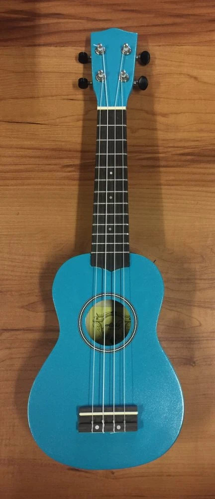 יוקללה סופרן שחור UK-200BL ALOHA