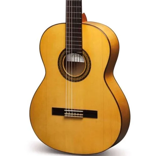 גיטרה קלאסית CUENCA 30 flamenco pure