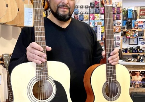 מה ההבדל בין גיטרה קלאסית לאקוסטית