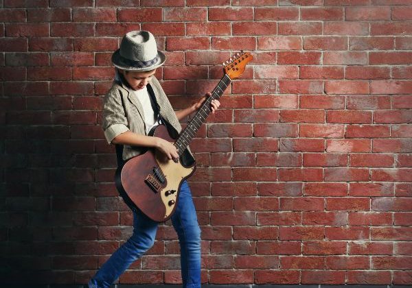 חולם להיות הבלוזיסט של לונדון – ראיון